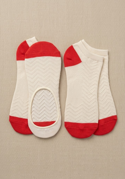 Women’s Cream Invisible Liners Contrast Red Accents