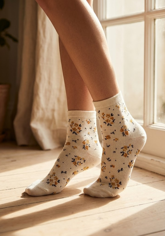 Vintage Meadow Floral Ankle Socks