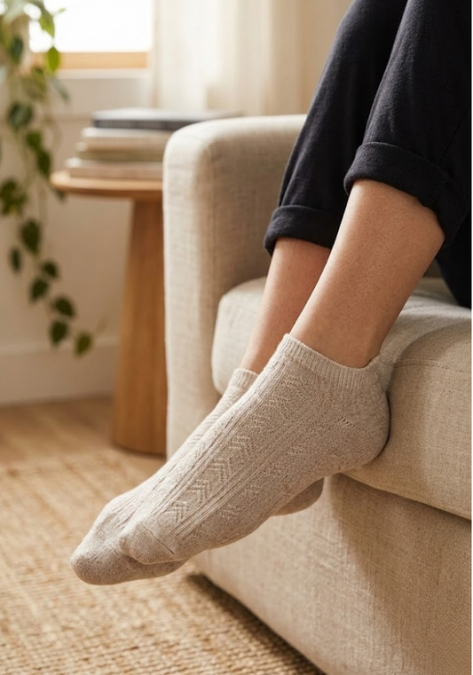 Classic Oat Cable-Knit Ankle Socks